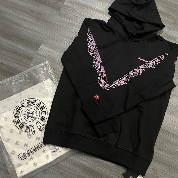 Chrome Hearts Other - Chrome Hearts Black Hoodie with Pink Script Trim Size M